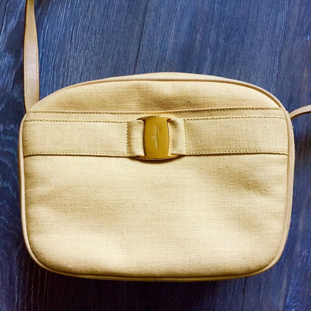 Salvatore Ferragamo Vara Camera Bag